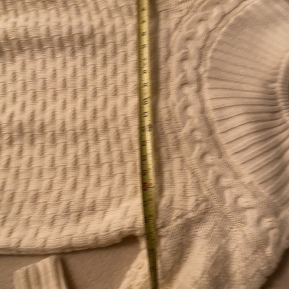 Premises Oversized Sweater - Picture 11 of 11